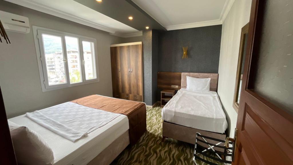 Suite,Şehir Manzaralı,Balkonlu