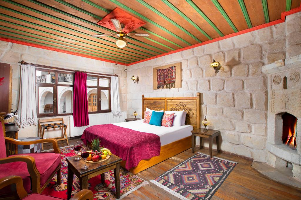 Deluxe Room (Jacuzzi)