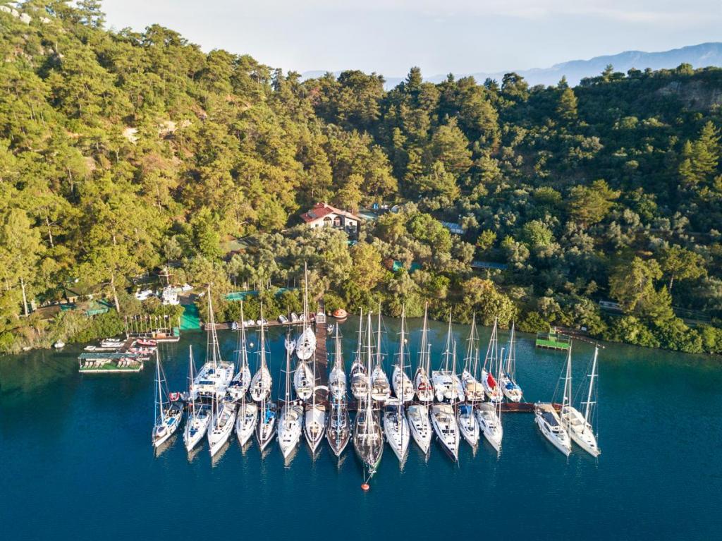 Global Sailing Otel