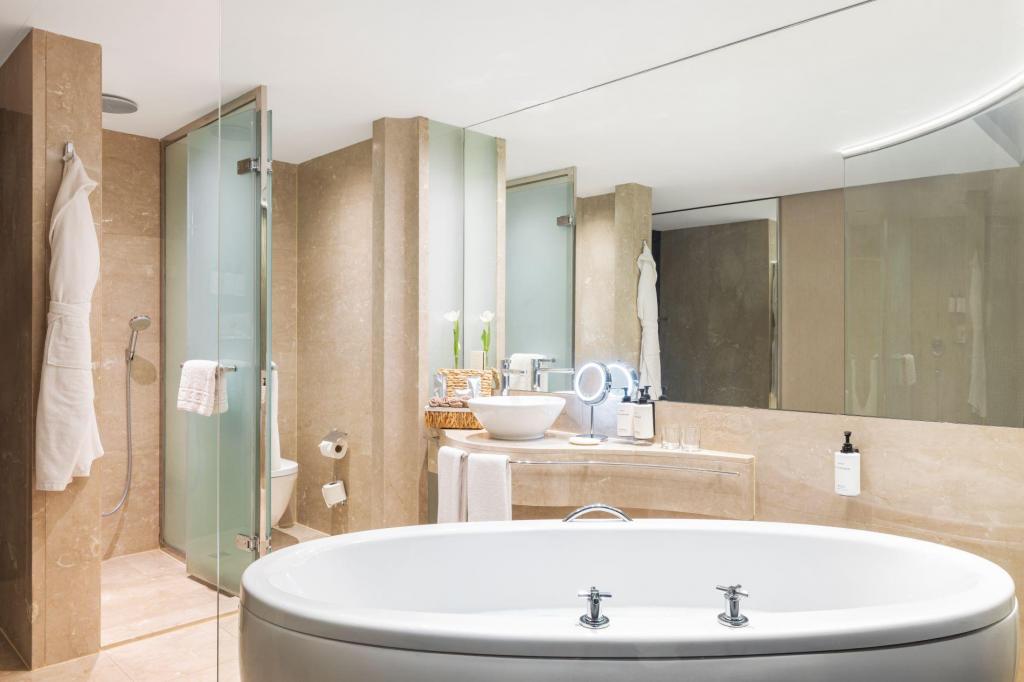 Standart Oda, Şehir Manzaralı