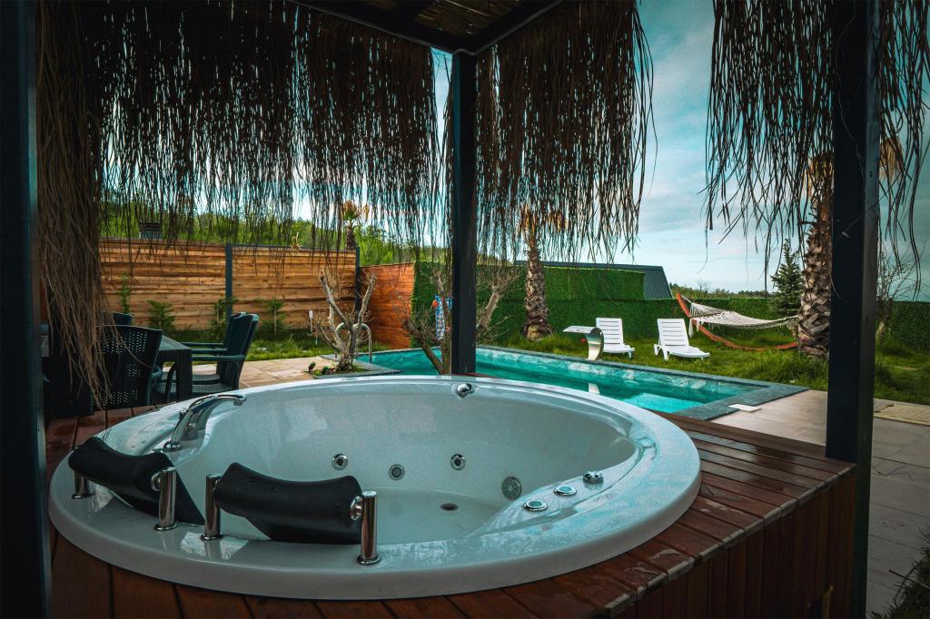 Paradise Deluxe Villa,Dağ veya Havuz Manzaralı,Özel Havuzlu