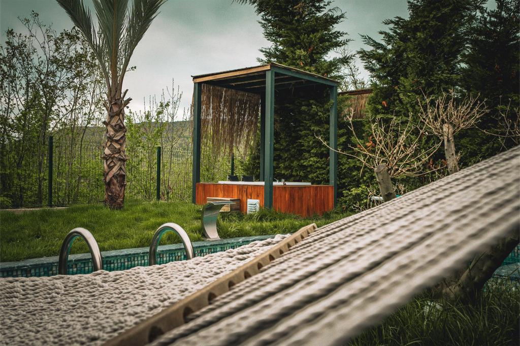 Deluxe Bungalow 2+1,Dağ veya Havuz Manzaralı,Özel Havuzlu