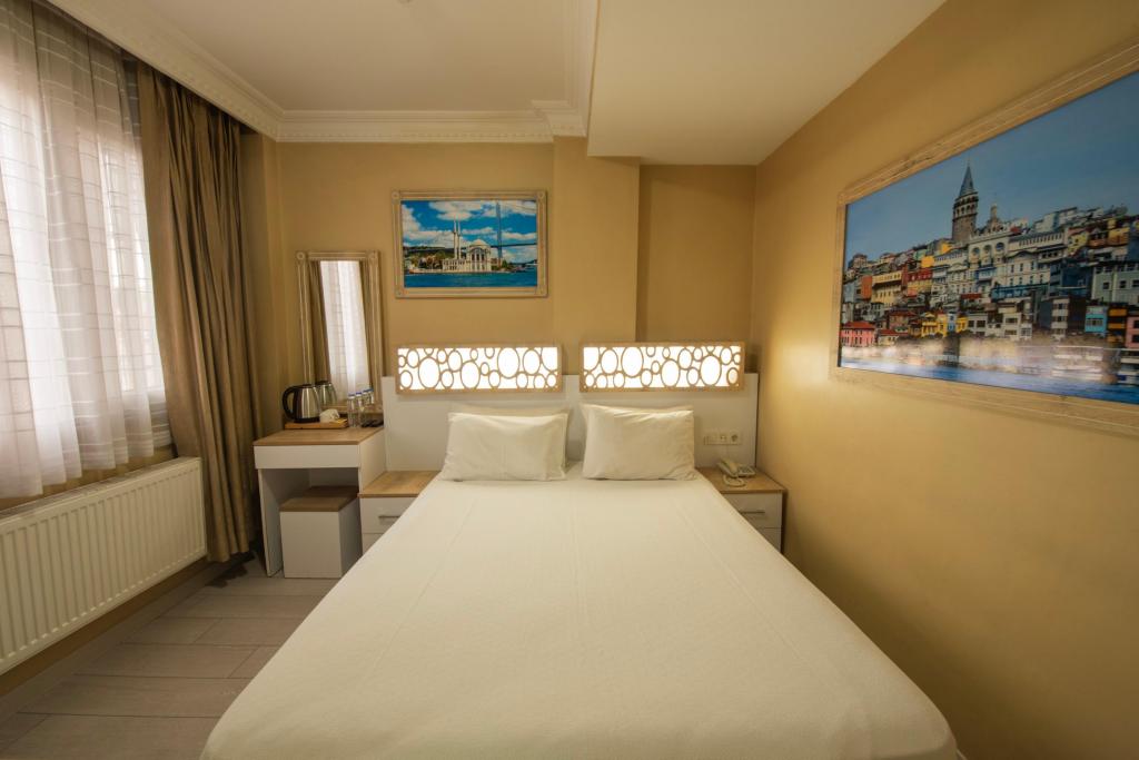 Standard Room, City View (1 Person)