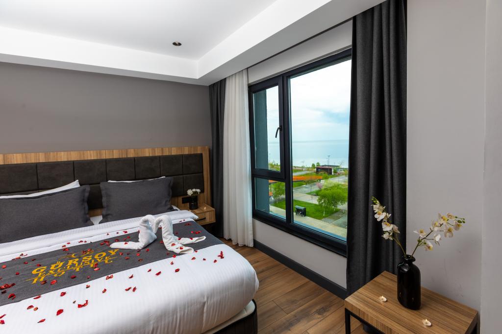 Deluxe Suit 1+1 Oda,deniz Manzaralı,balkonsuz