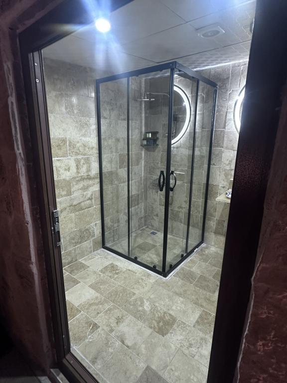 Ahşap Ev,Avlu Manzaralı,1. Kat