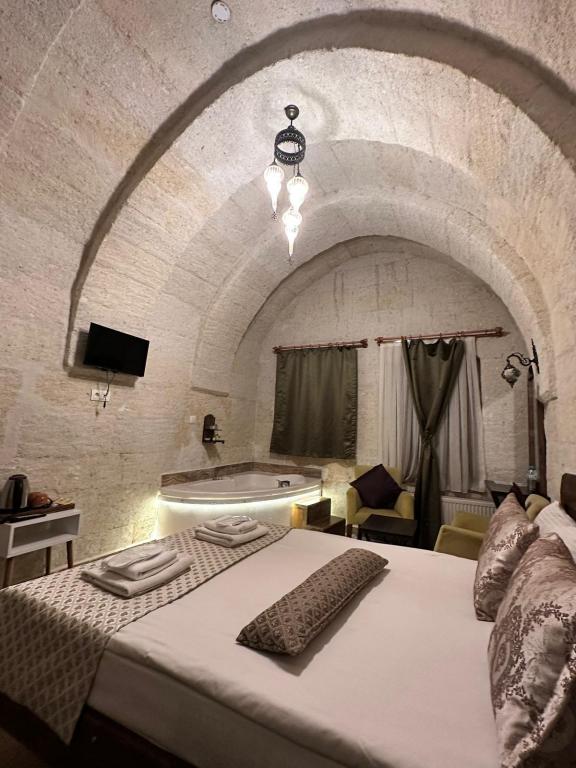 Suite,Vadi Manzaralı,Jakuzili