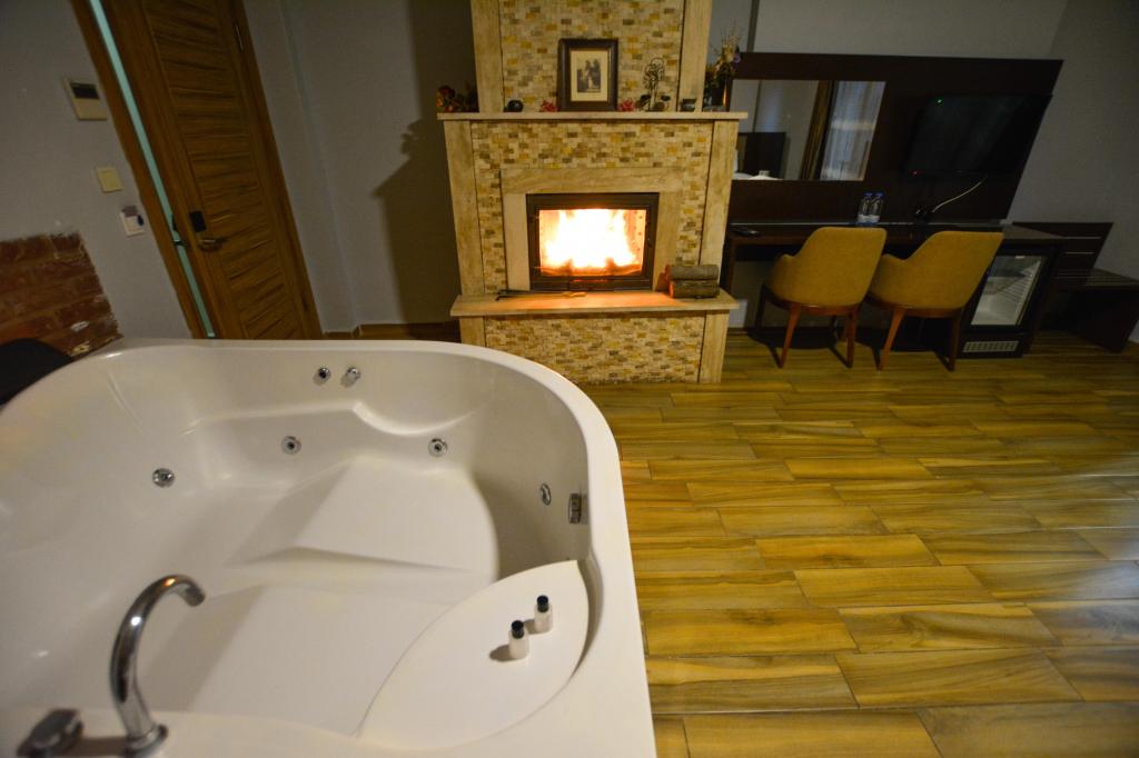 Deluxe Suit Oda, Manzarasız