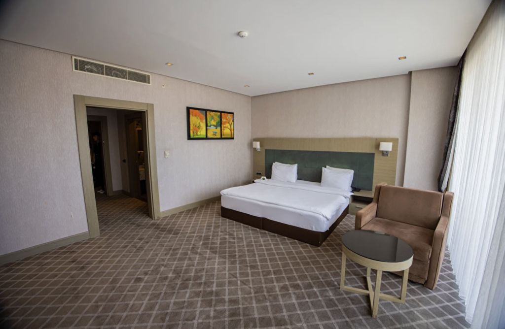 Business Oda, Şehir Manzaralı