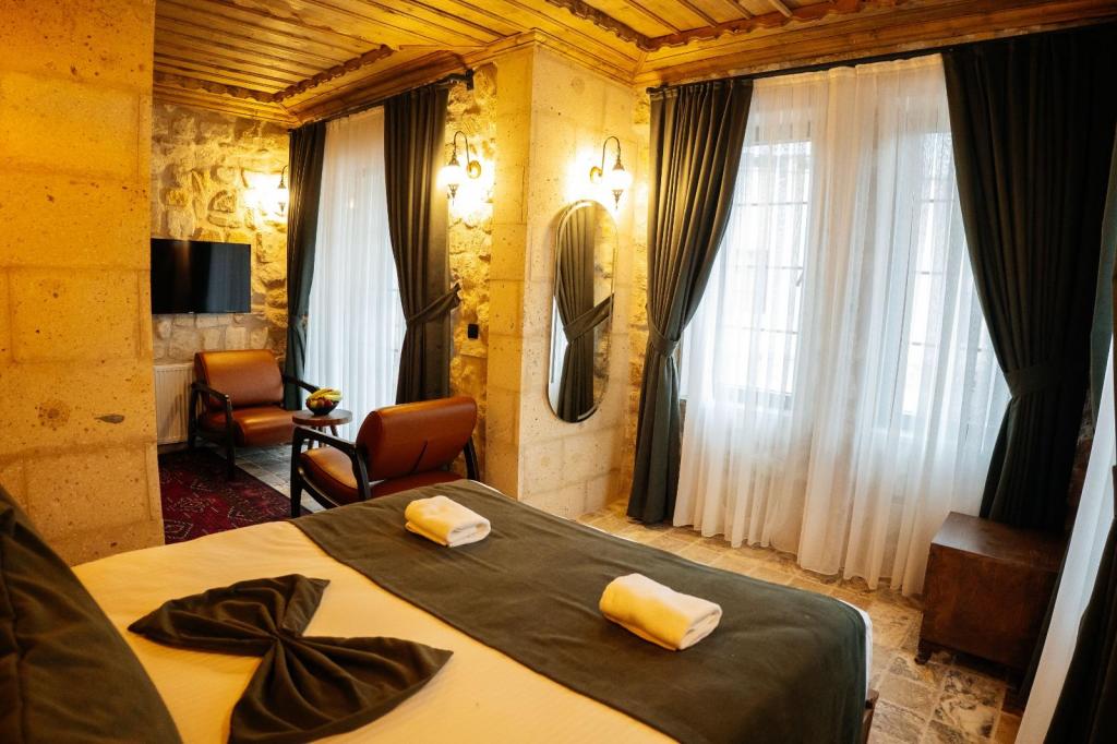 Junior Suite Room (Balcony)