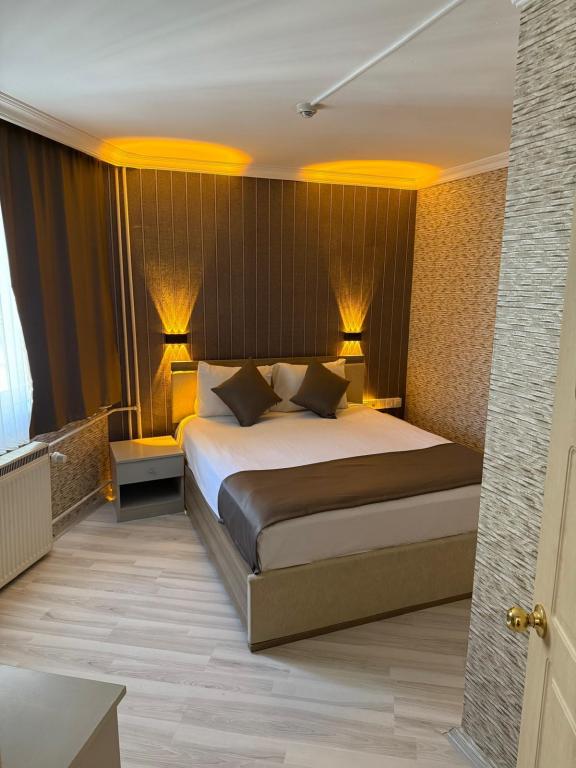 Standard Room, City View