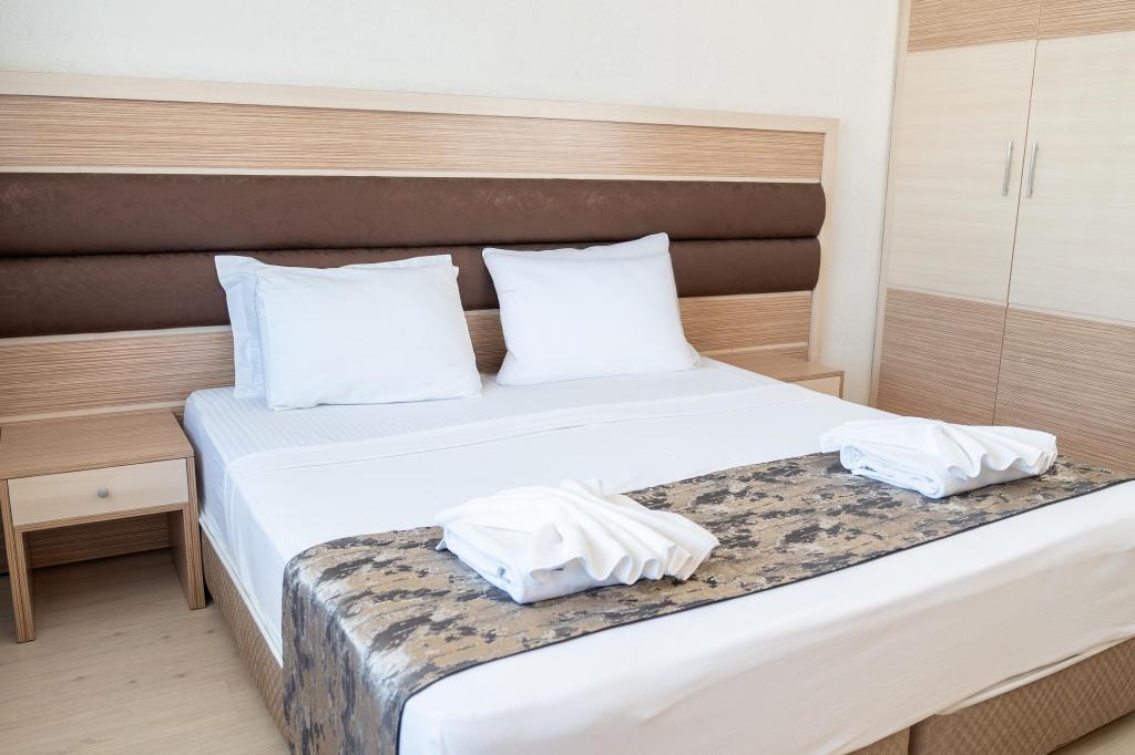 Standart Oda,Kısmi Deniz Manzaralı,Balkonlu