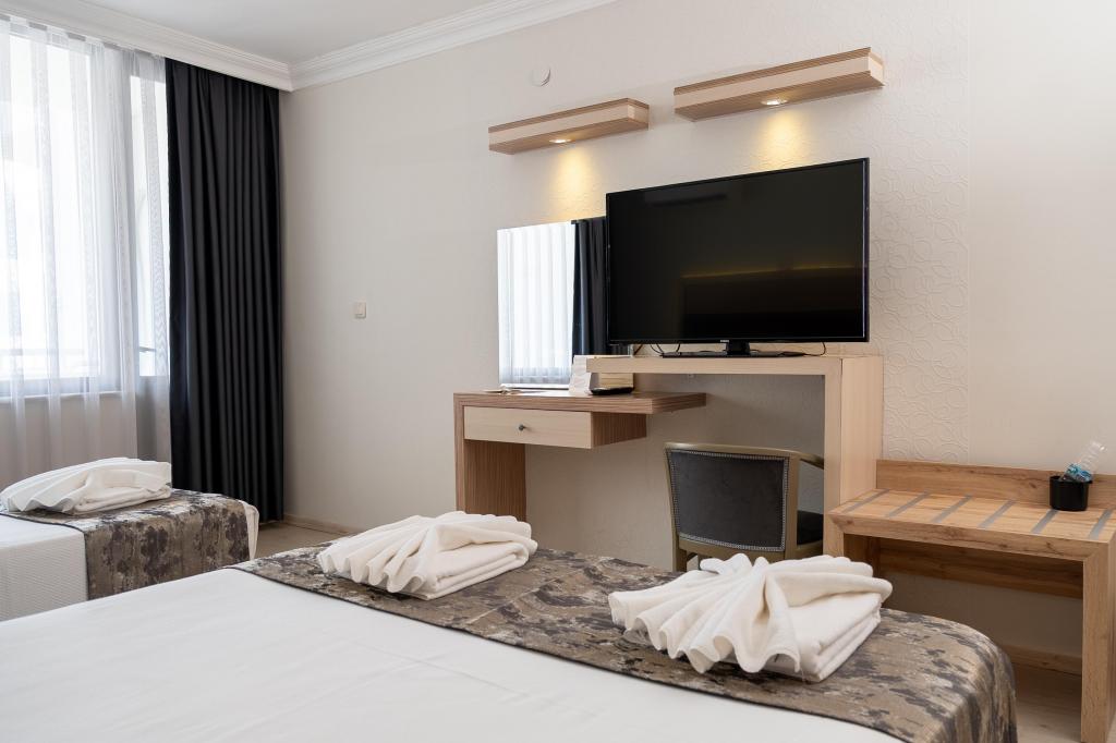 Standart Oda,Kısmi Deniz Manzaralı,Balkonlu