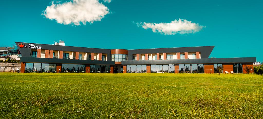 Motel Heksapolis