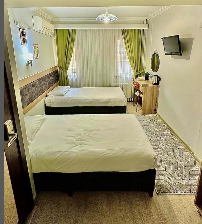 Standart Oda, Şehir Manzaralı
