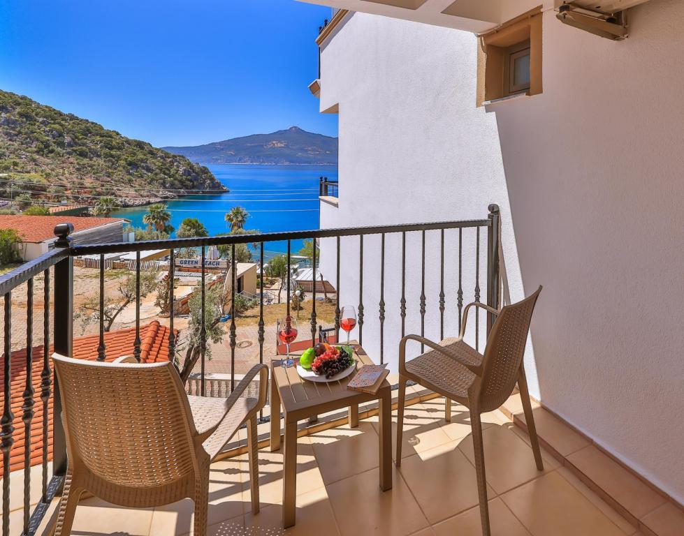 Standart Oda, Deniz Manzaralı (Balkonlu)