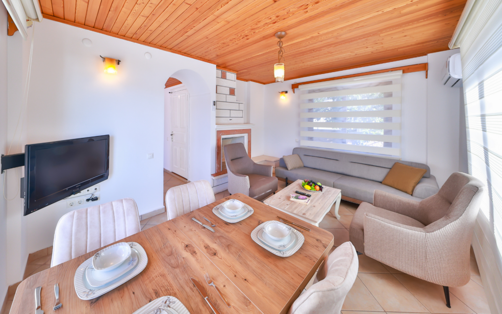 Villa, Deniz Manzaralı (Balkonlu)