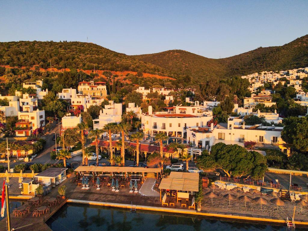 Hotel Torbahan & Beach