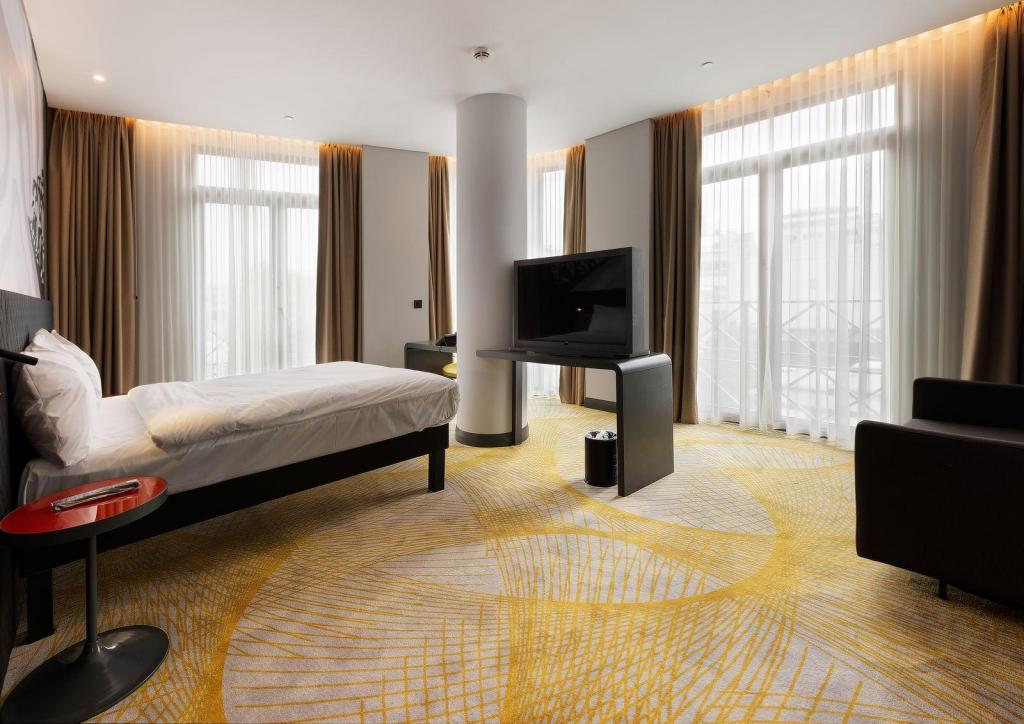 Superior Triple Room, City View (3 Person)