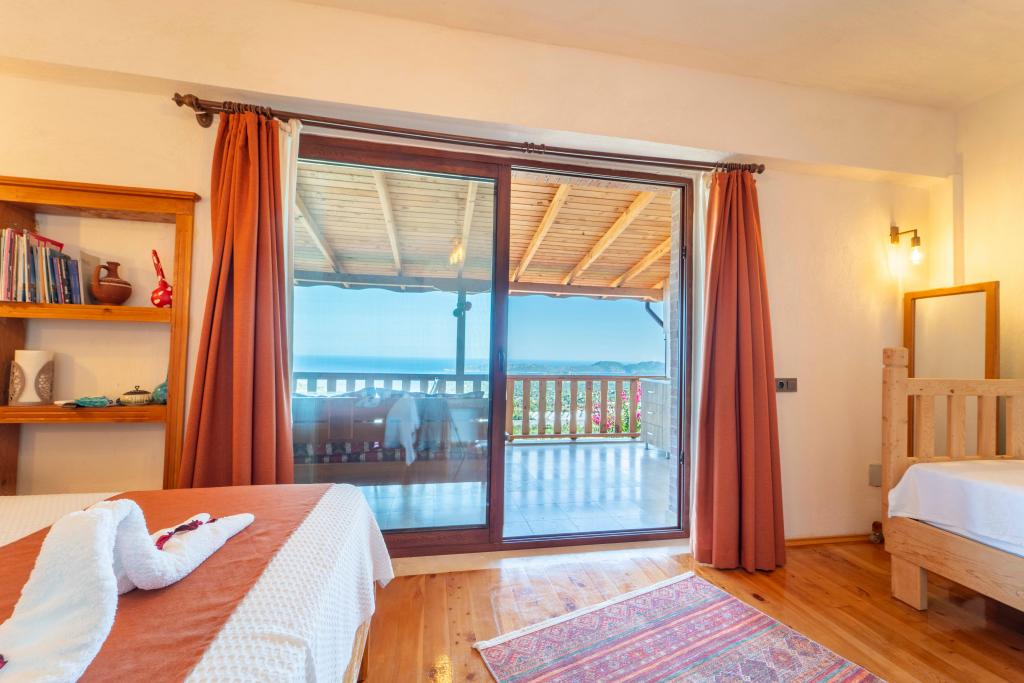 Gökkaya Apart,deniz Ve Dağ Manzaralı,balkonlu