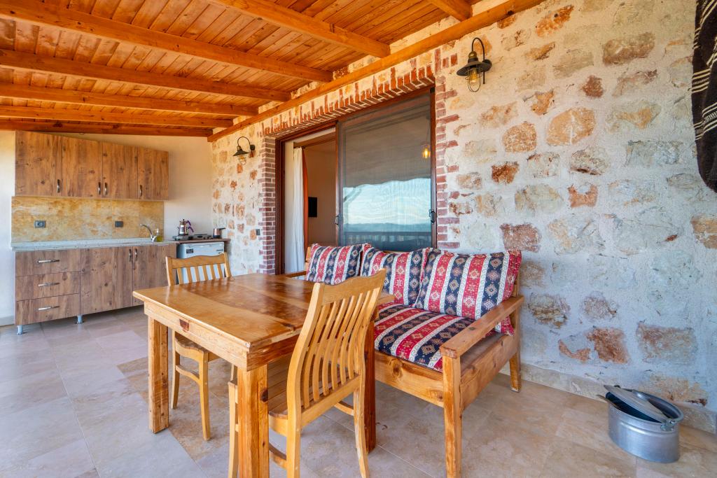 Gökkaya Apart,deniz Ve Dağ Manzaralı,balkonlu