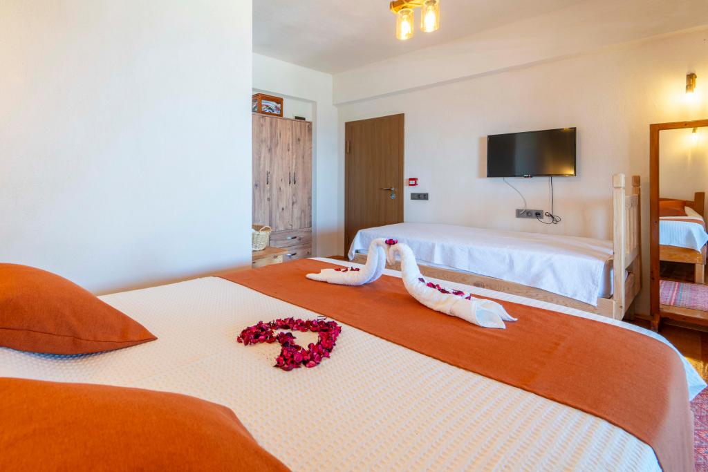 Buzağılık Apart,deniz Ve Dağ Manzaralı,balkonlu