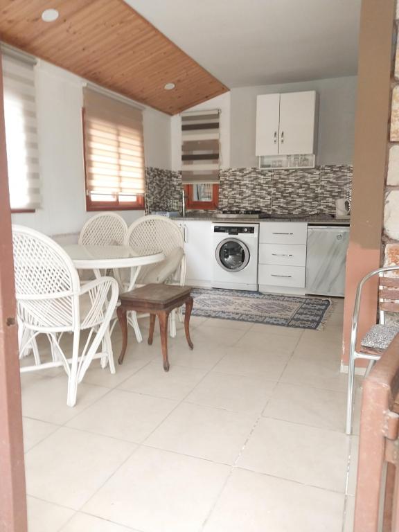 Üç Kişilik Oda,Bahçe Manzaralı,Mutfaklı