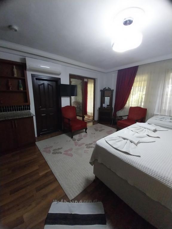 Aile Odası,Bahçe Manzaralı