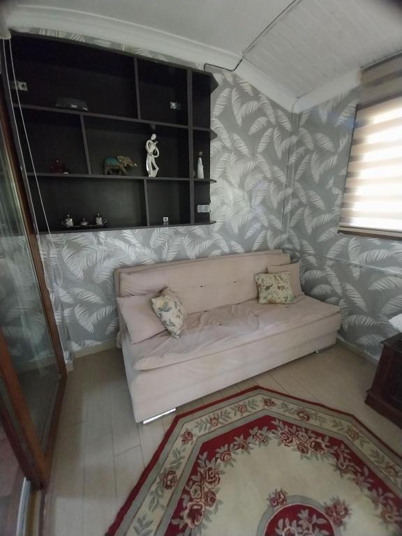 Aile Odası,Bahçe Manzaralı