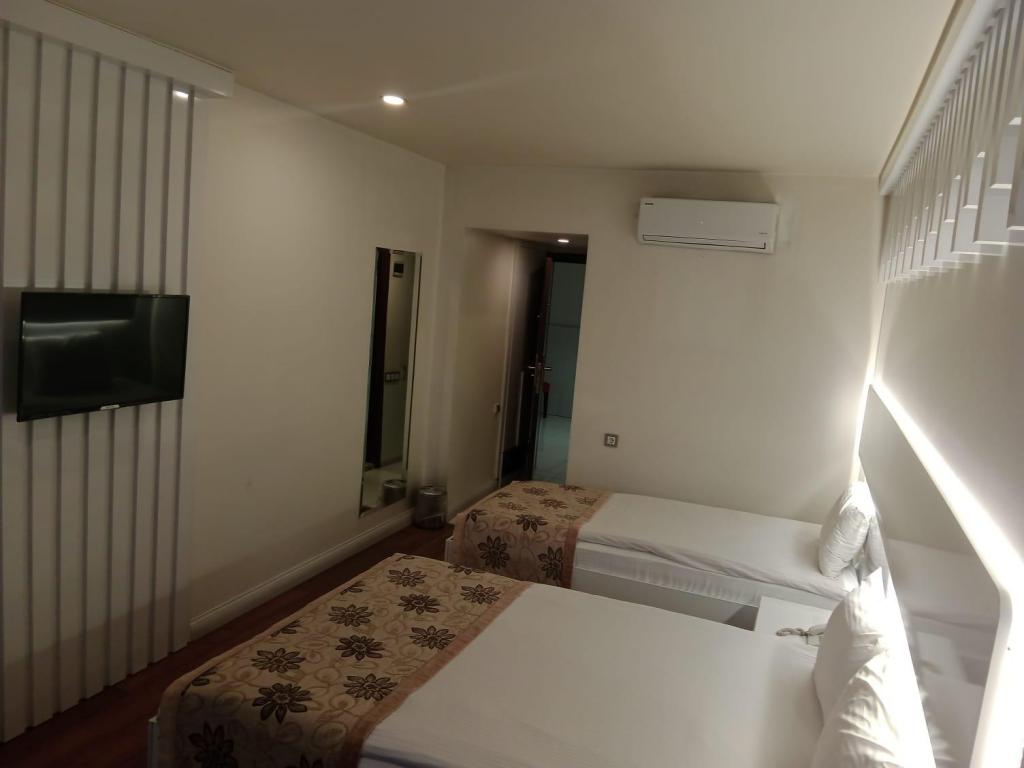 Triple,Şehir Manzaralı,Klimalı