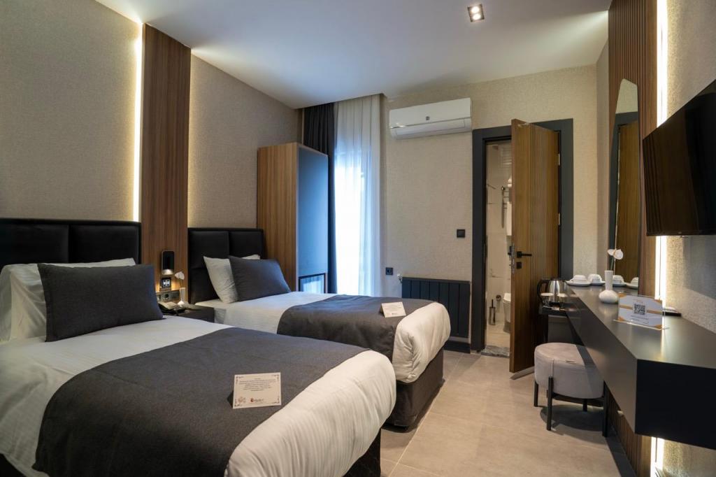 Standard Room, City View