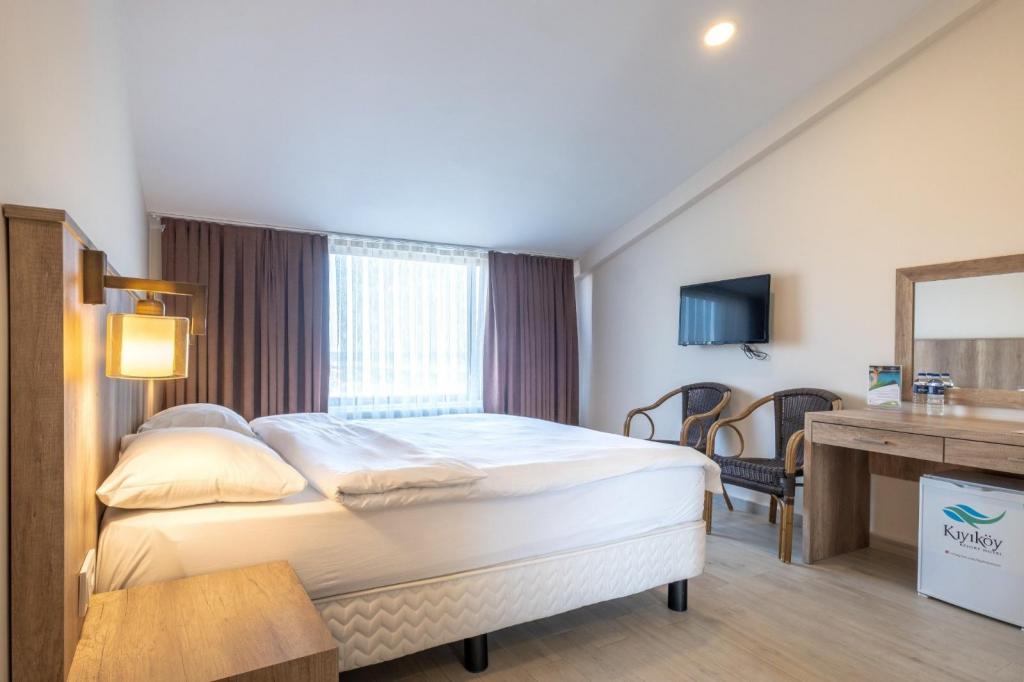 Standart Oda Üç Kişilik Kara Manzaralı,Kara Tarafı