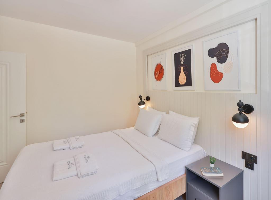 Comfort Suit Oda, Deniz Veya Kara Manzaralı (Balkonlu)