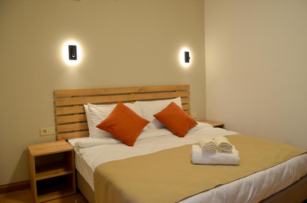 King Room, City View (No Smoking)
