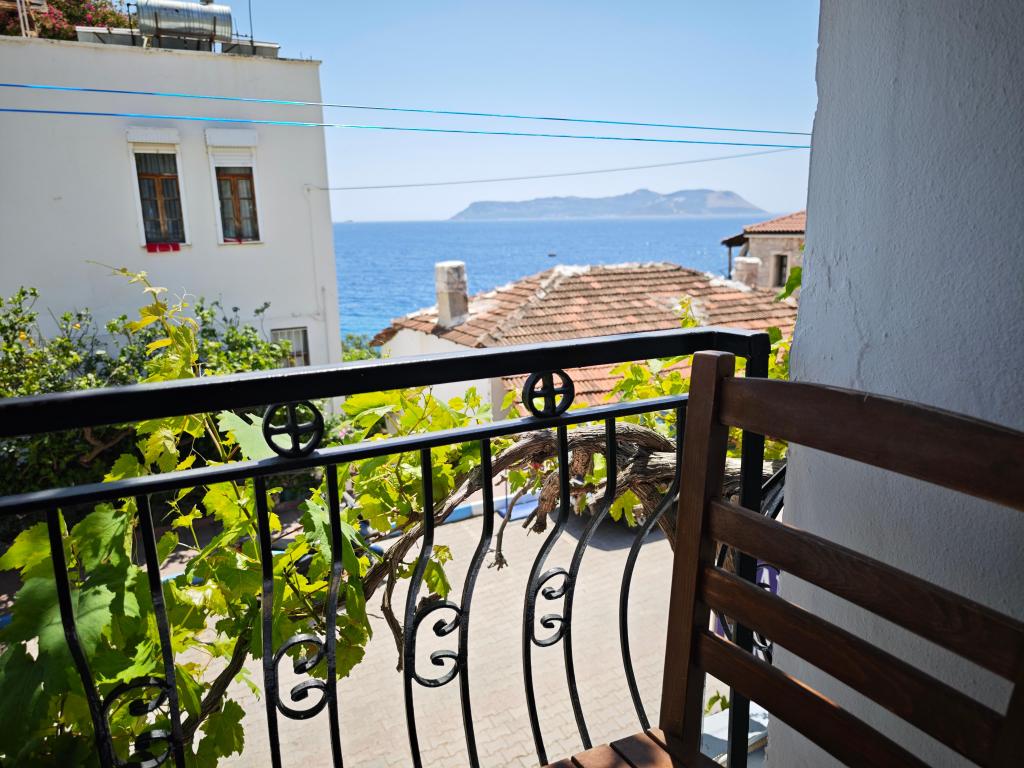 Standard Double Or Twin Room ,deniz Manzaralı,balkonlu