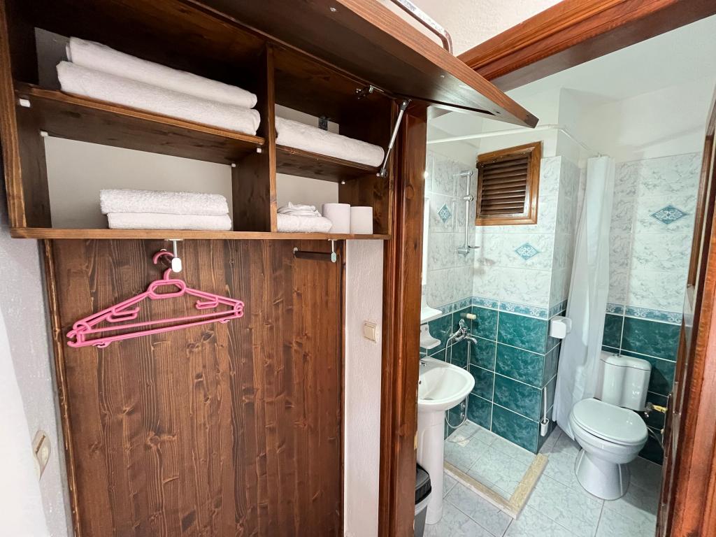 Triple,bahçe Manzaralı,balkonlu