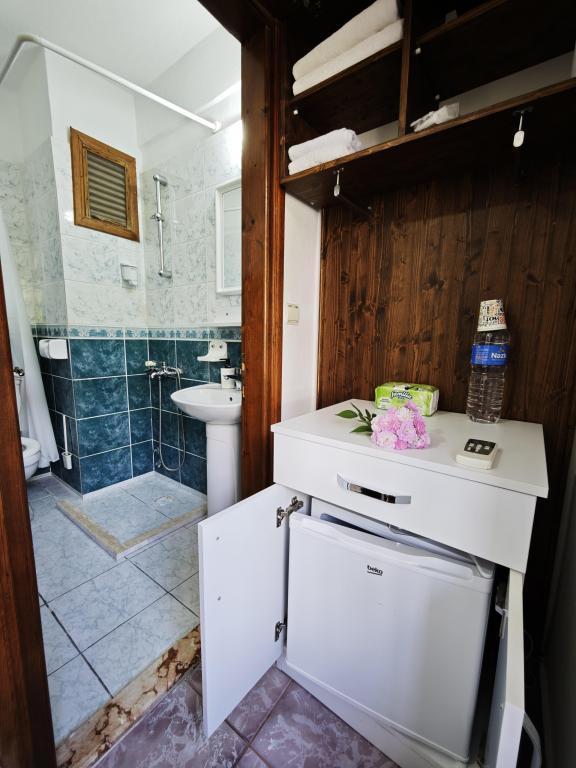 Triple,bahçe Manzaralı,balkonlu