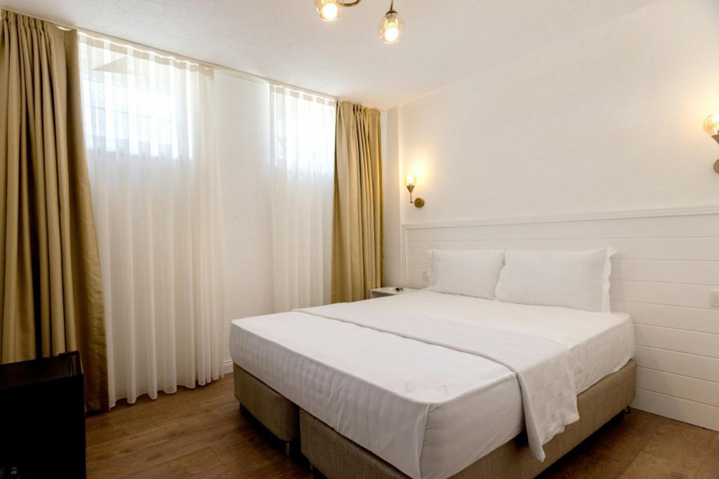hotel-image