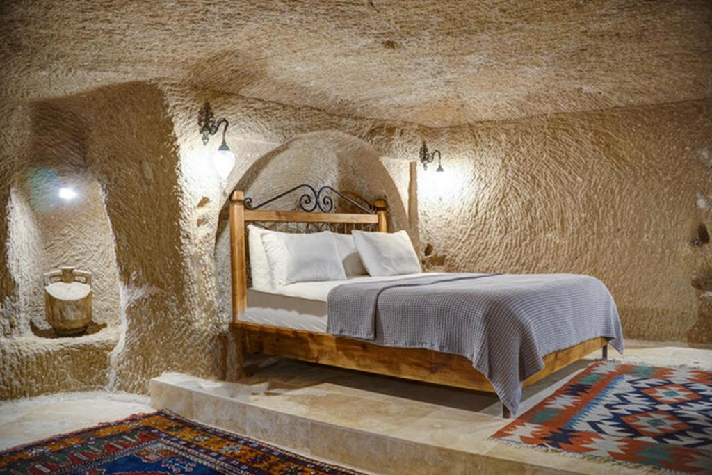 Cave Suit Oda, Manzarasız (Jakuzi)