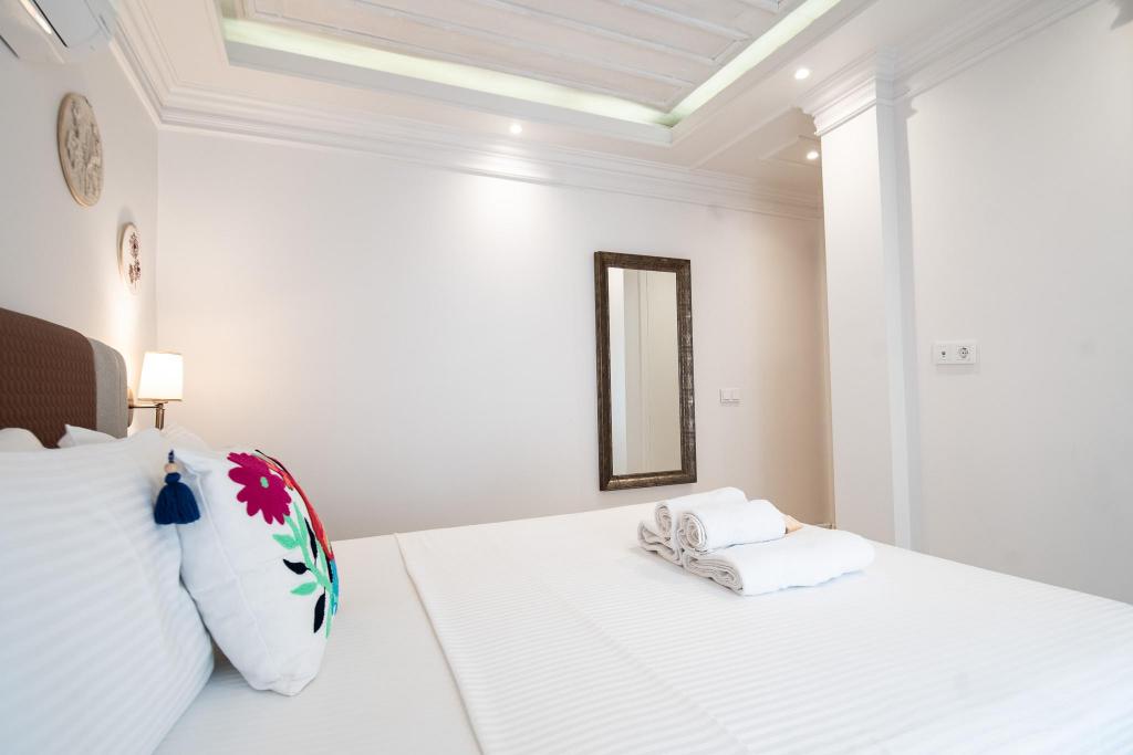 Standard Room, Courtyard View