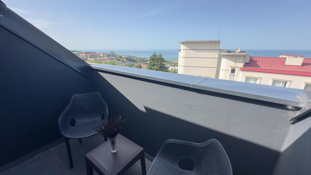 Deluxe Oda, Deniz Manzaralı (Balkonlu)