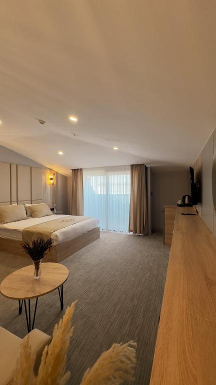 Penthouse,Deniz Manzaralı,Balkon veya Teraslı