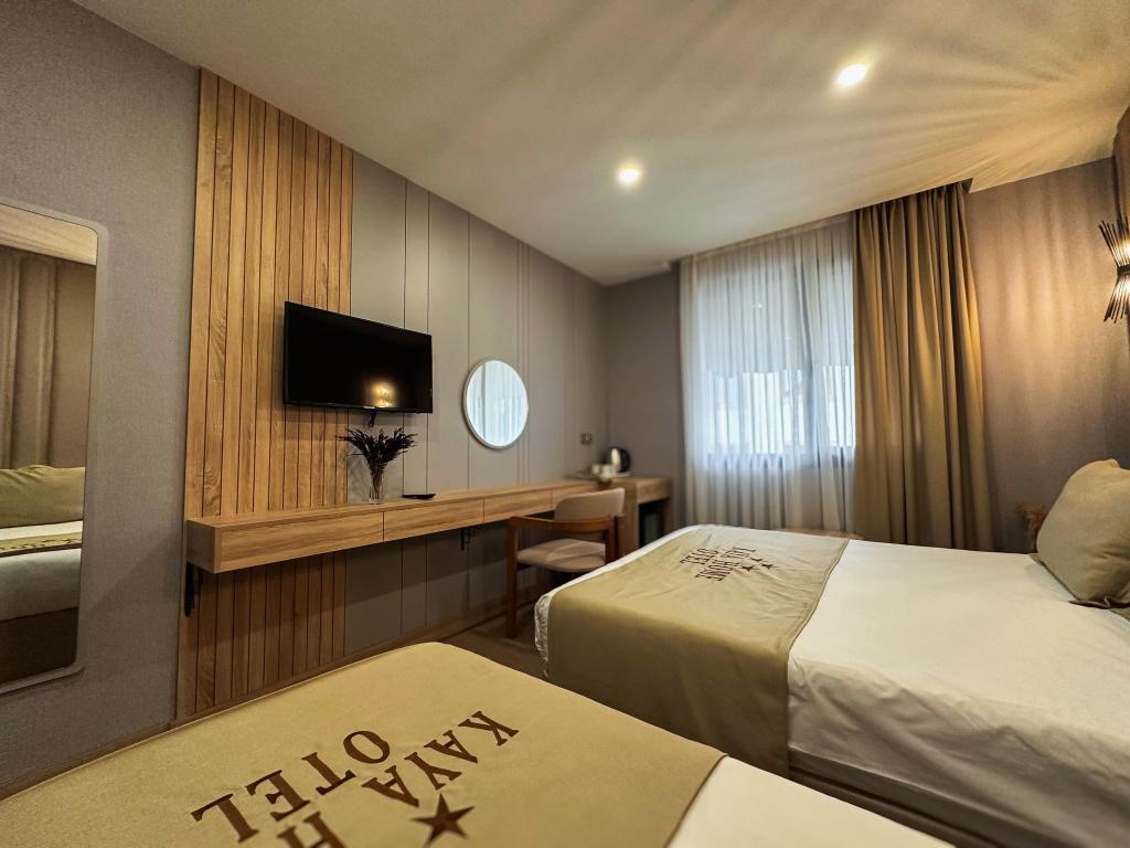 Aile Odası 3 Kişilik,Şehir Manzaralı,Balkonsuz