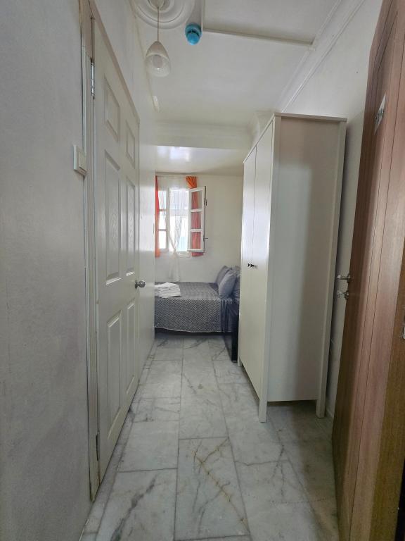 Ekonomik Mini Oda,Giriş Katı