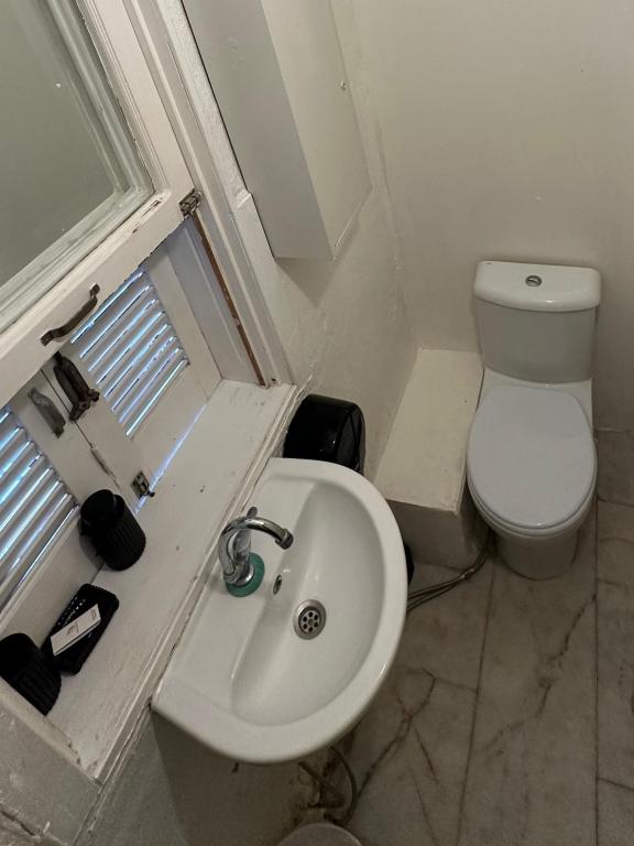 Ekonomik Mini Oda,Giriş Katı