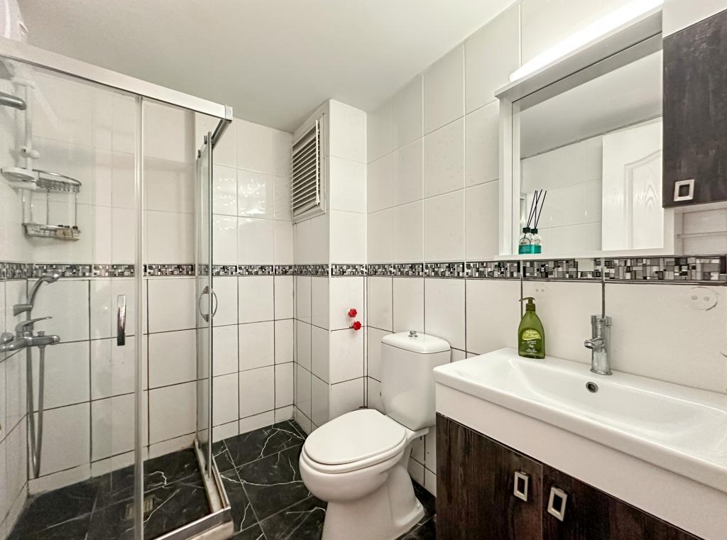 Suite,Bahçe Manzaralı,Balkonlu