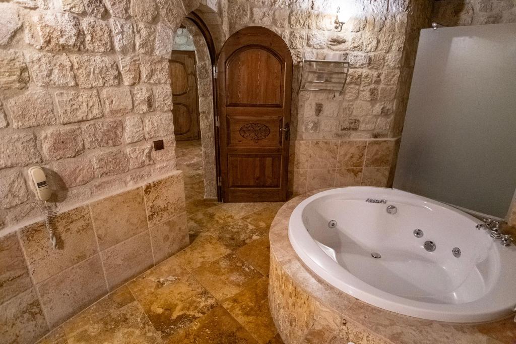 hotel-image