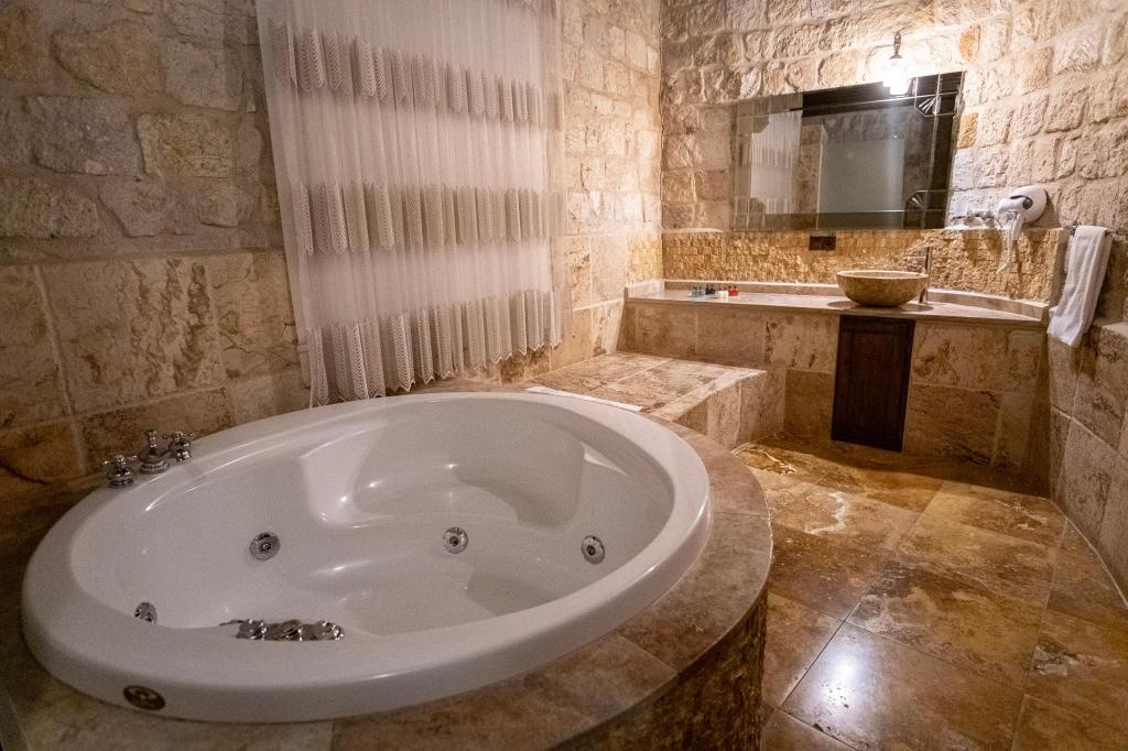 hotel-image
