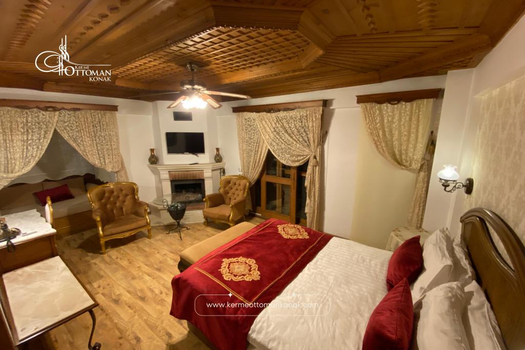 Köşe Oda, Dağ Manzaralı