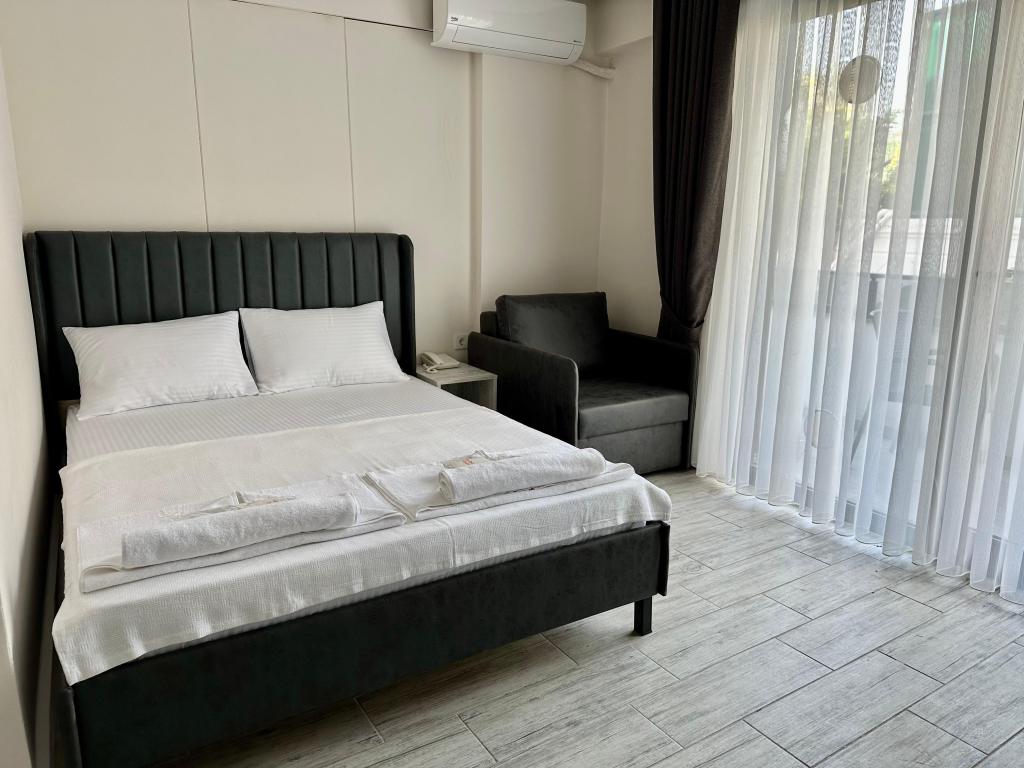 Family Anex Room, Land View (Balcony)
