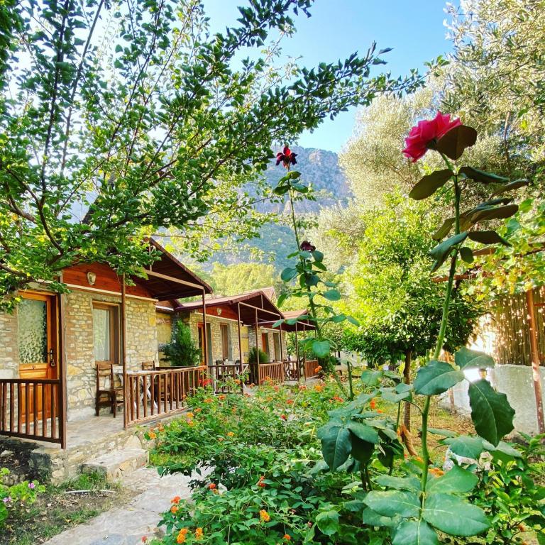 Standart Oda,Bahçe Manzaralı